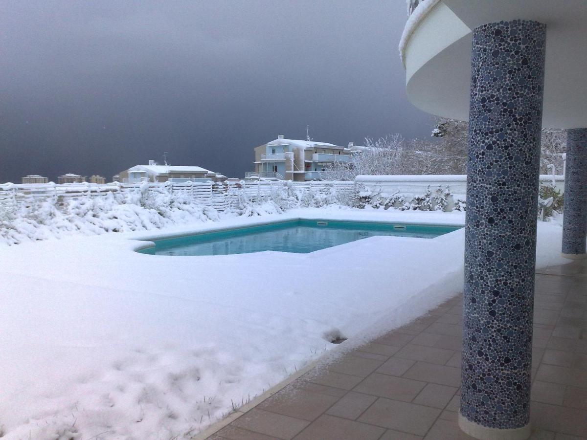 Just Blue Hotell Montesilvano Marina Exteriör bild